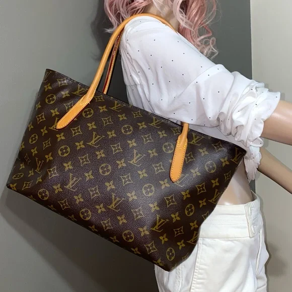 Louis Vuitton Brown Monogram Shoulder Bag - Picture 2 of 16